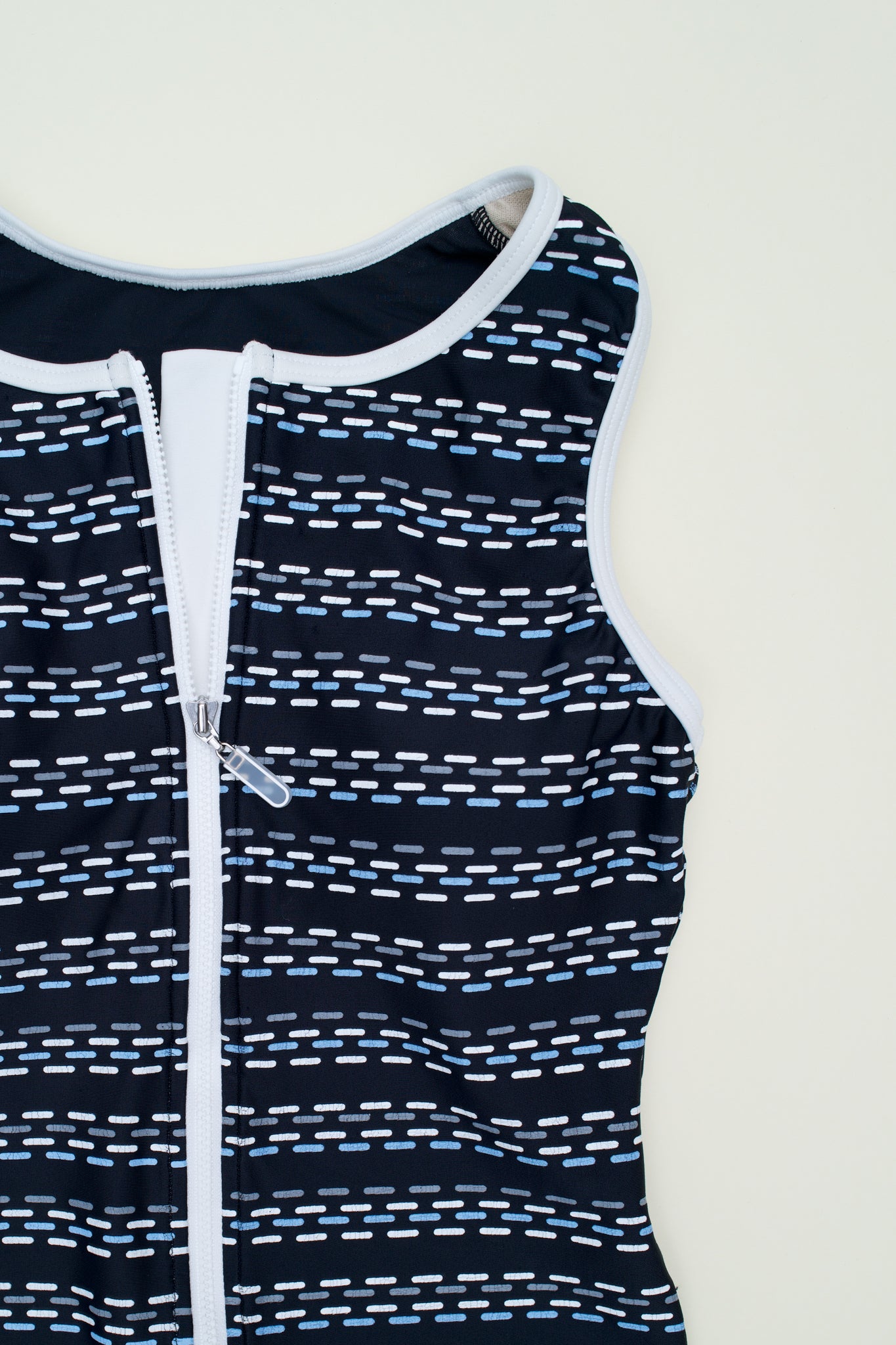 COURREGES ZIP UP TOP