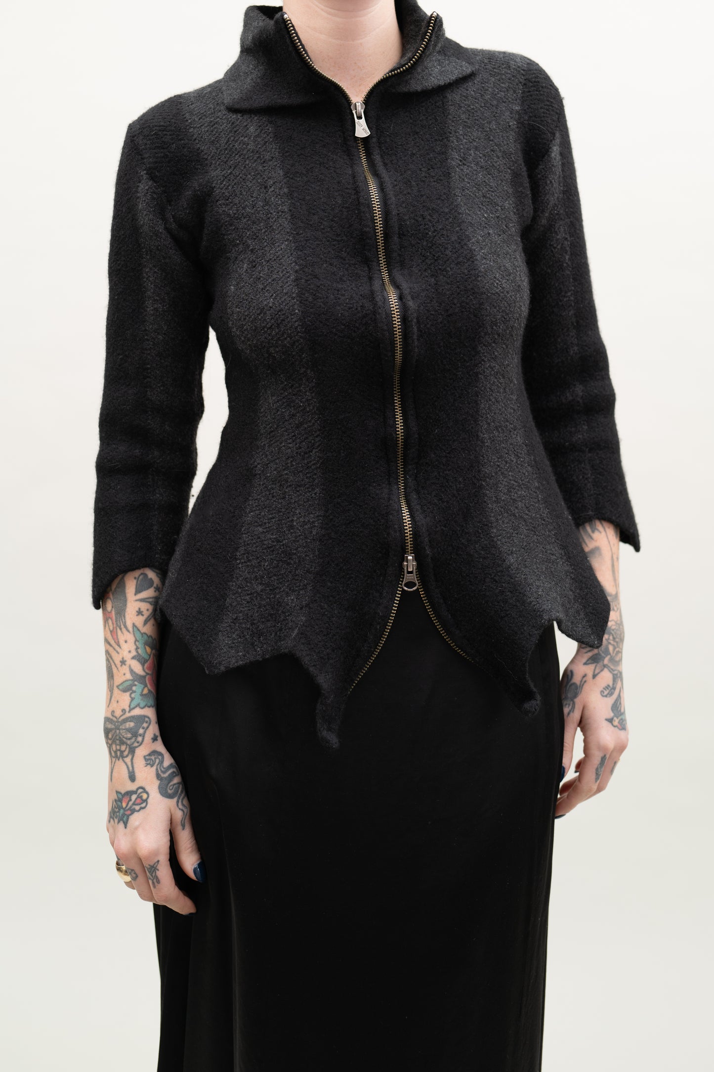 ISSEY MIYAKE ZIP UP SWEATER