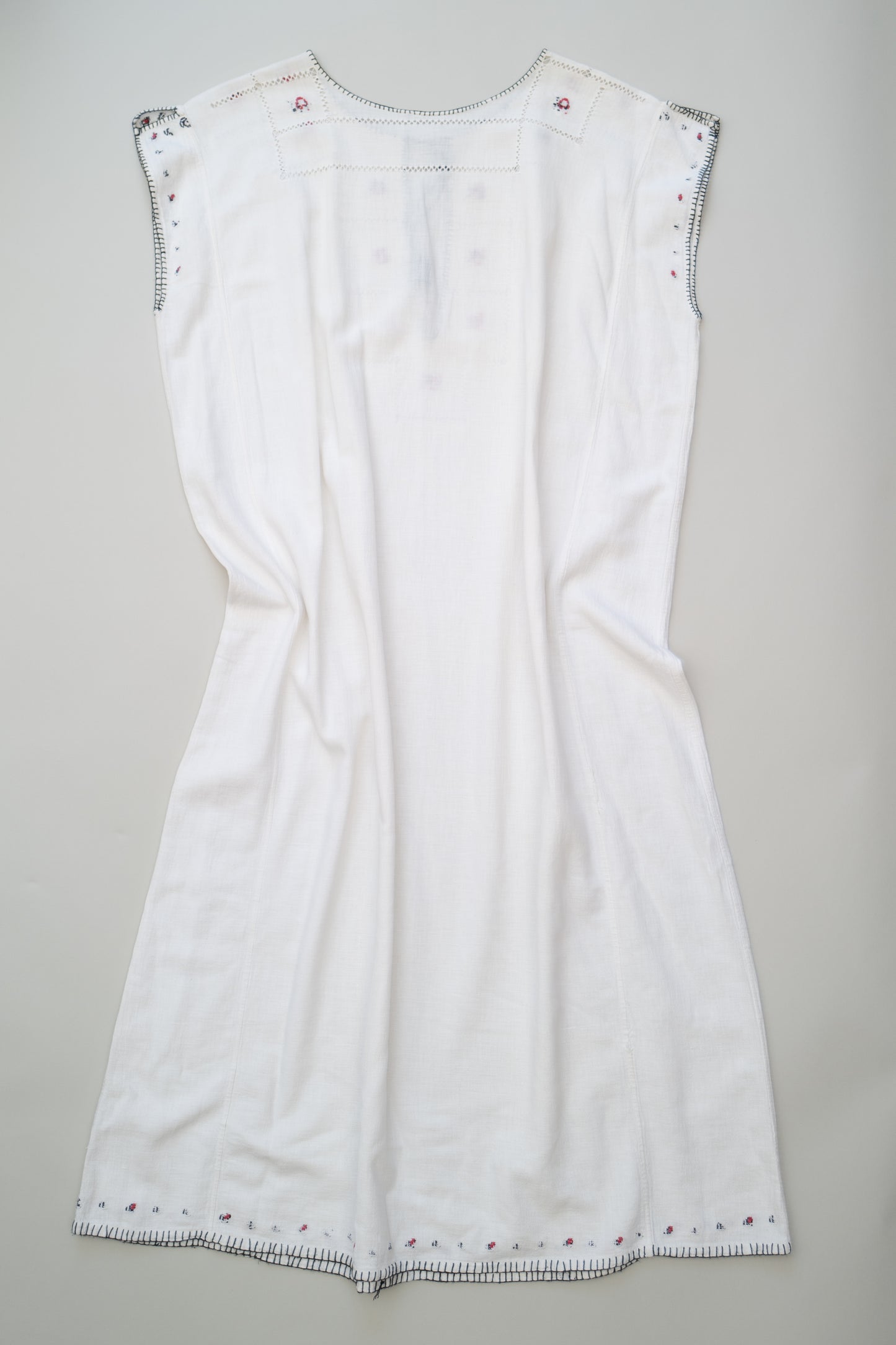 ANTIQUE HUNGARIAN DRESS