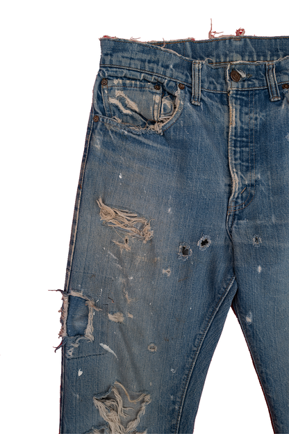 VINTAGE LEVI'S JEANS