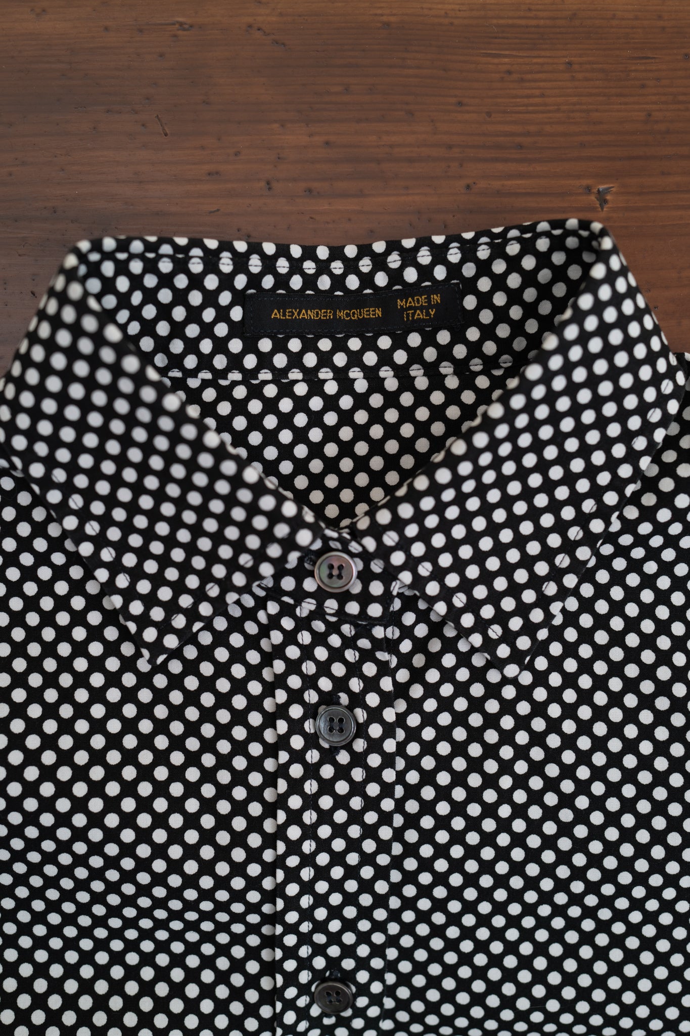 MCQUEEN 2002 BUTTON UP