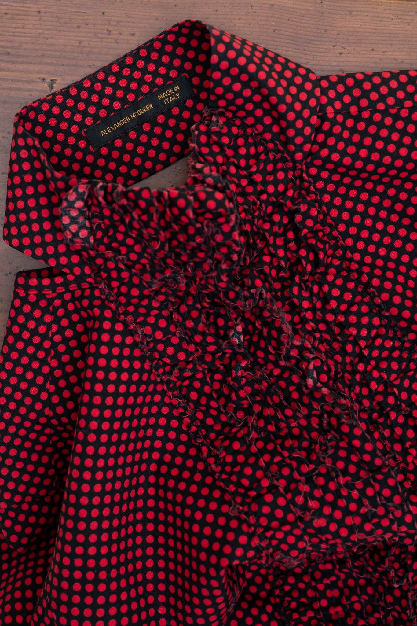 MCQUEEN SS 2002 BUTTON UP