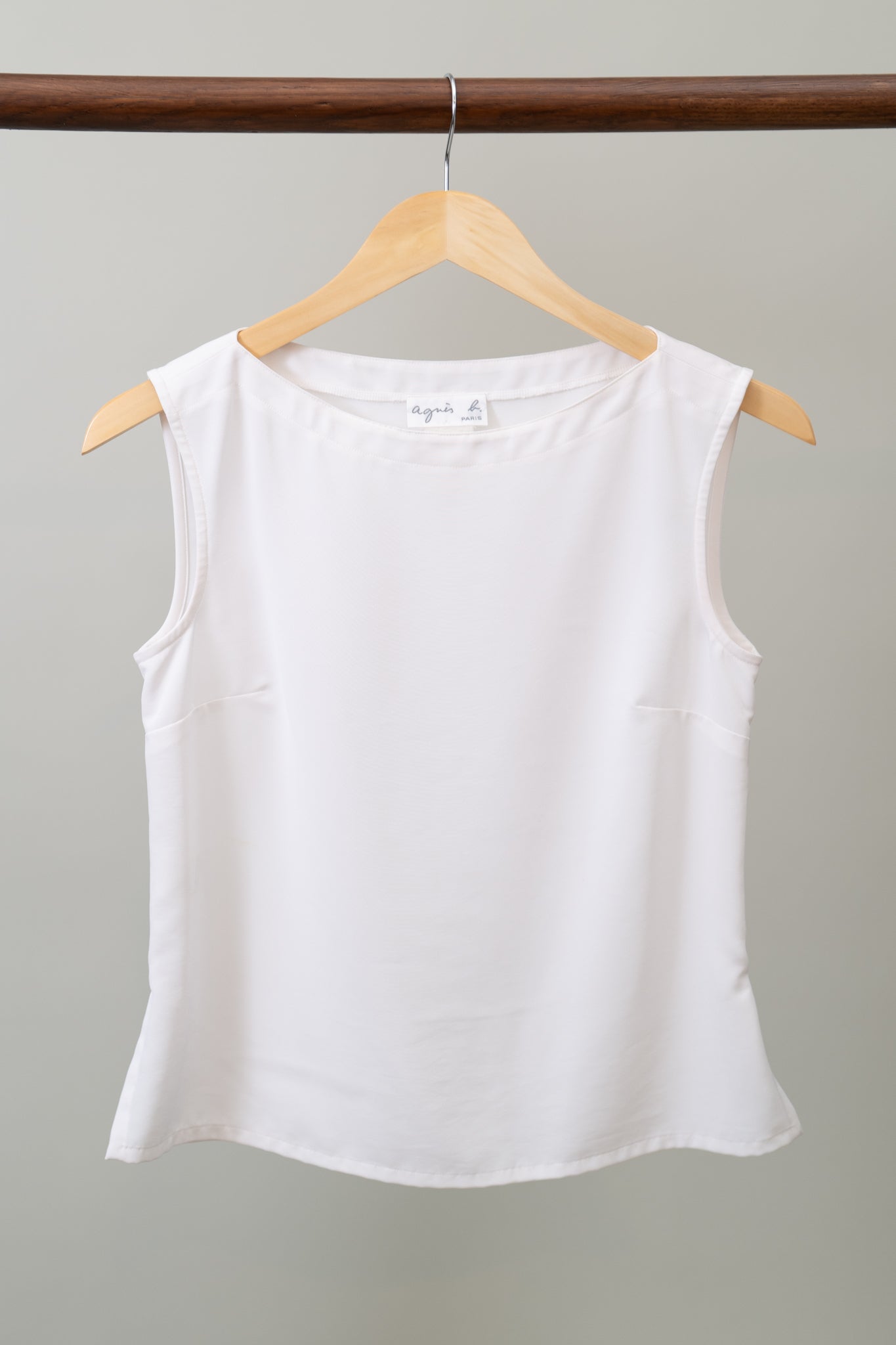 AGNES B. FITTED TANK