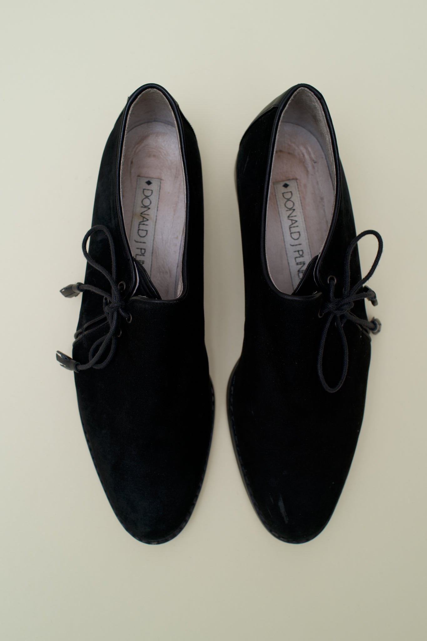 DONALD PLINER LACE UP SHOES