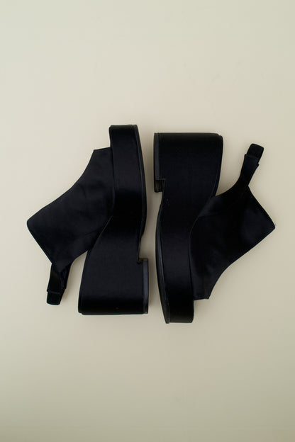 DONNA KARAN WEDGE SANDALS