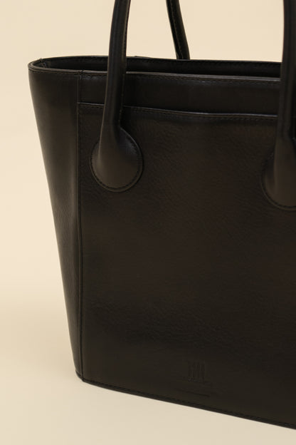 ISSEY MIYAKE HANDBAG