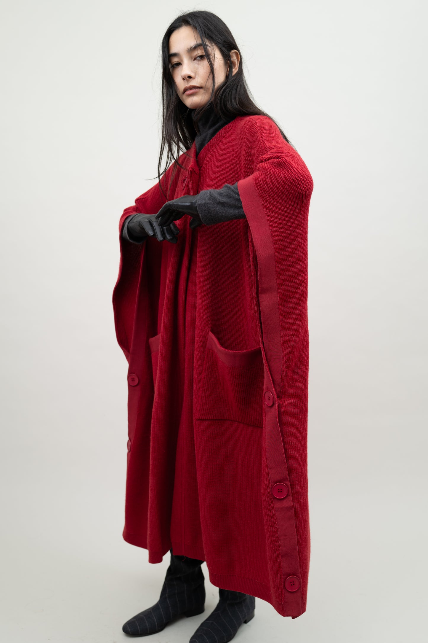 SALVATORE FERRAGAMO KNIT SHAWL