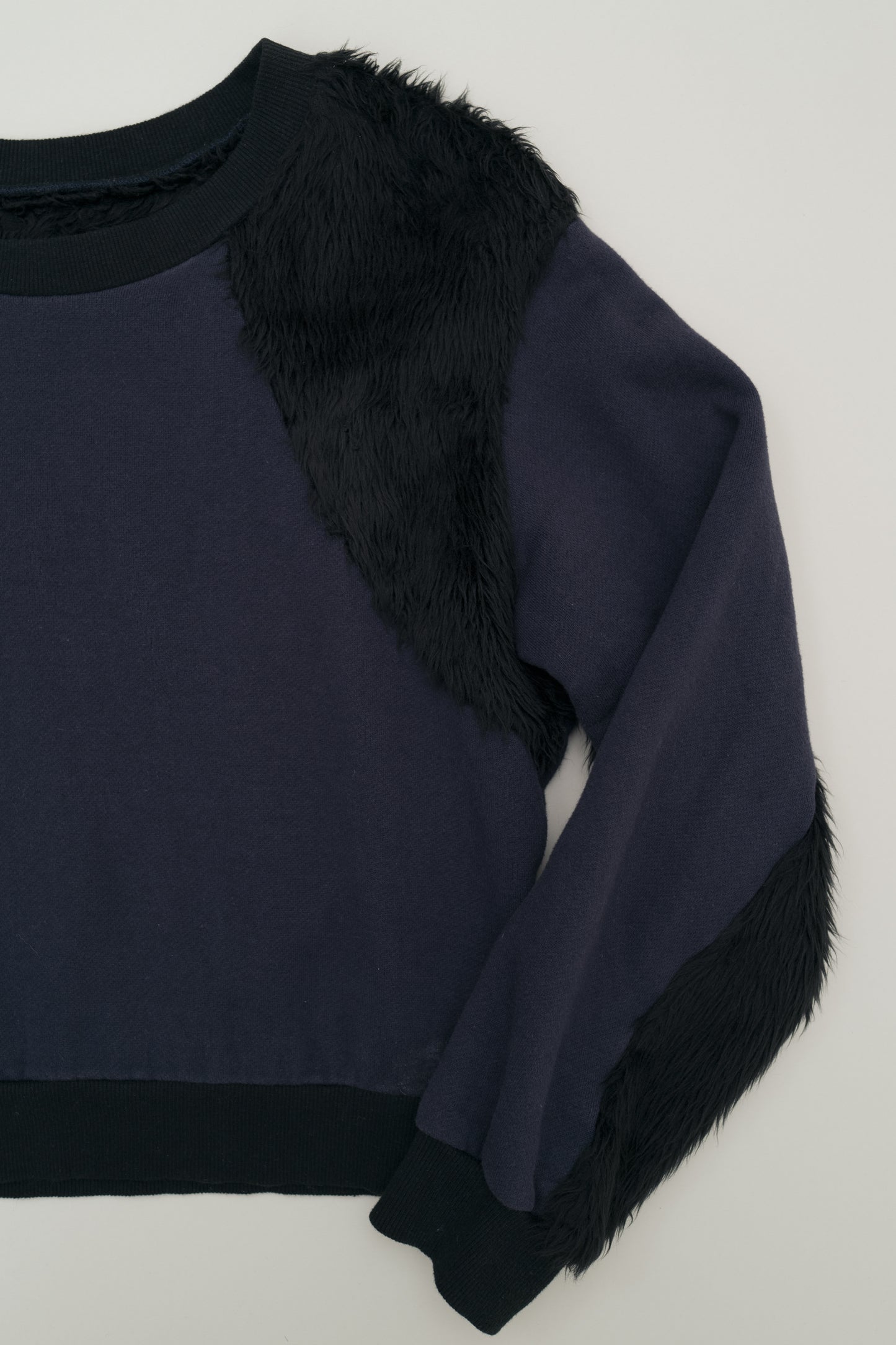 Y'S FAUX FUR PATCH SWEATER