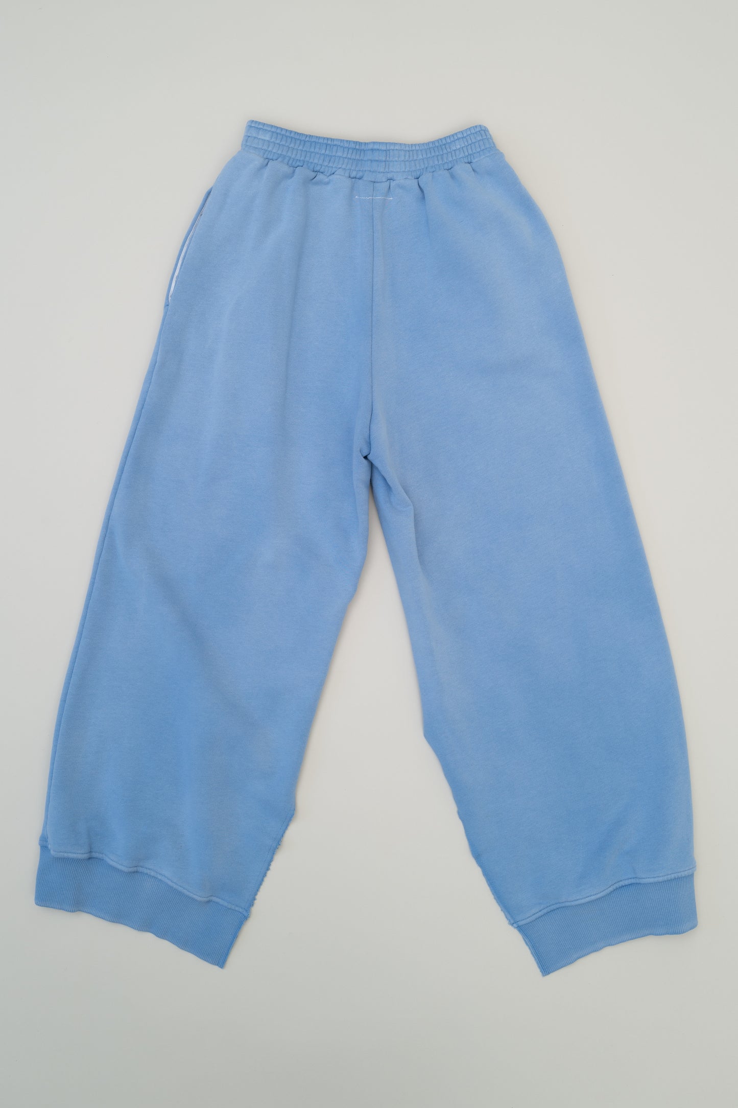 MM6 CUT OPEN SWEATS, 2022