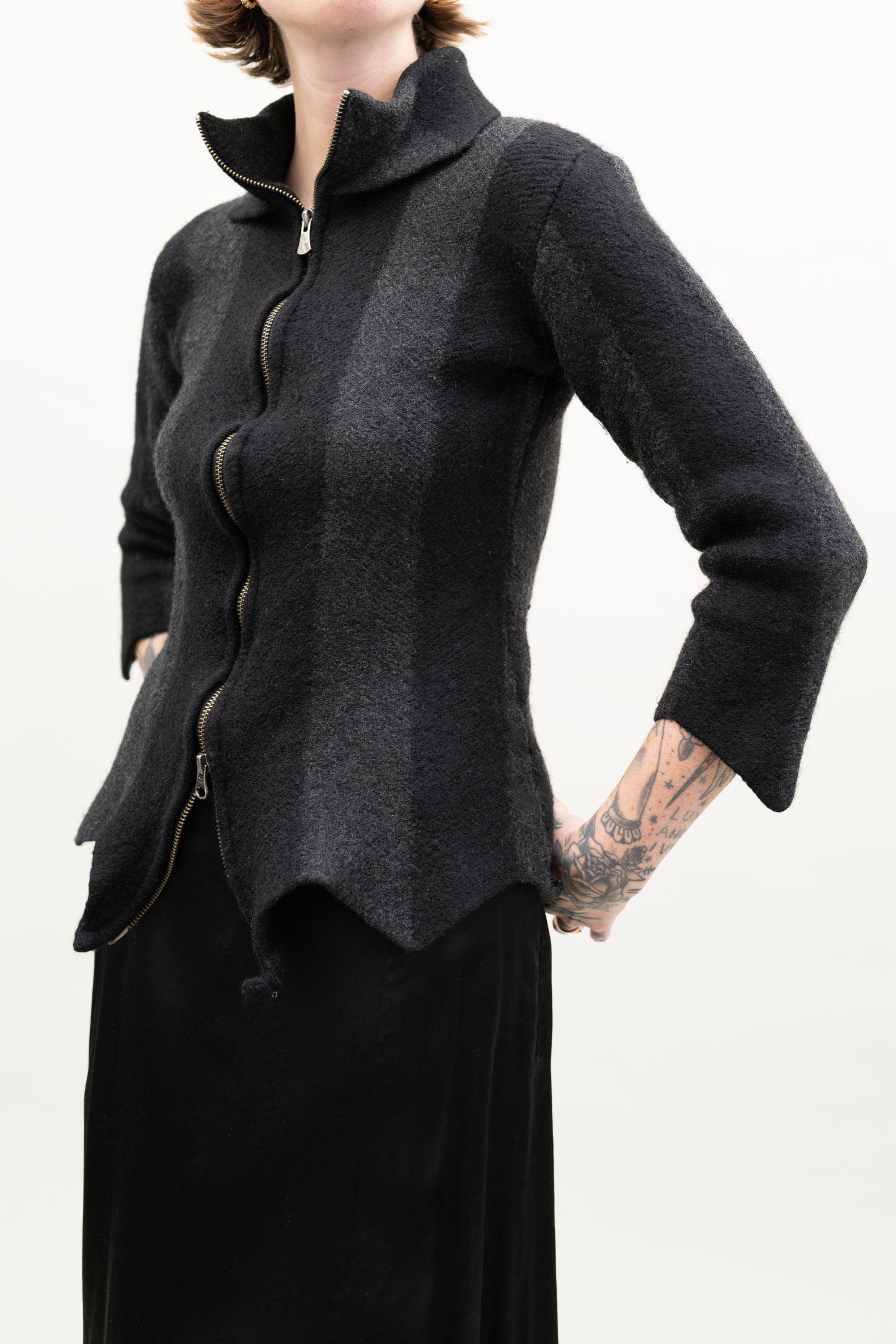 ISSEY MIYAKE ZIP UP SWEATER