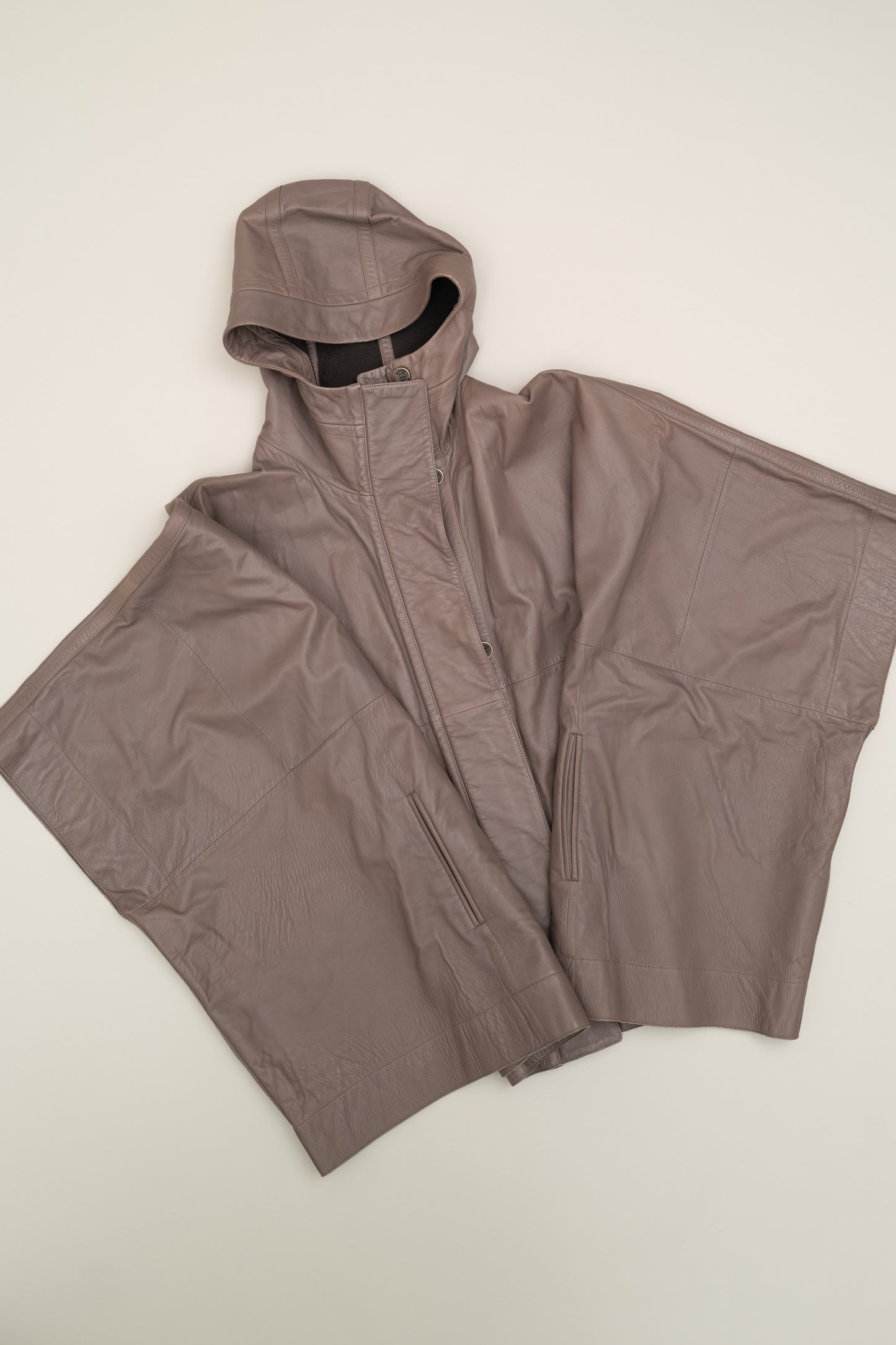 BALLY LEATHER PONCHO