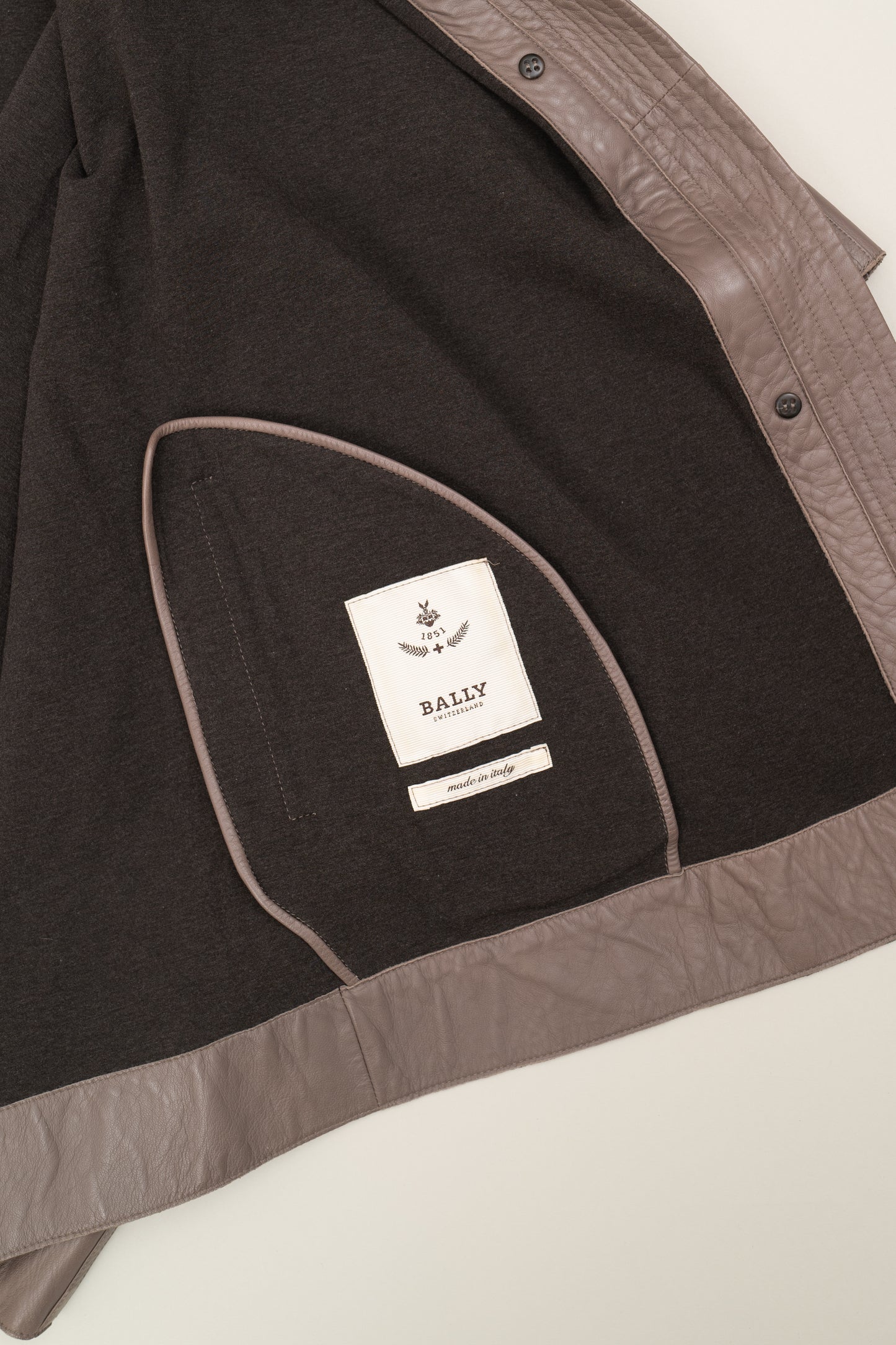BALLY LEATHER PONCHO