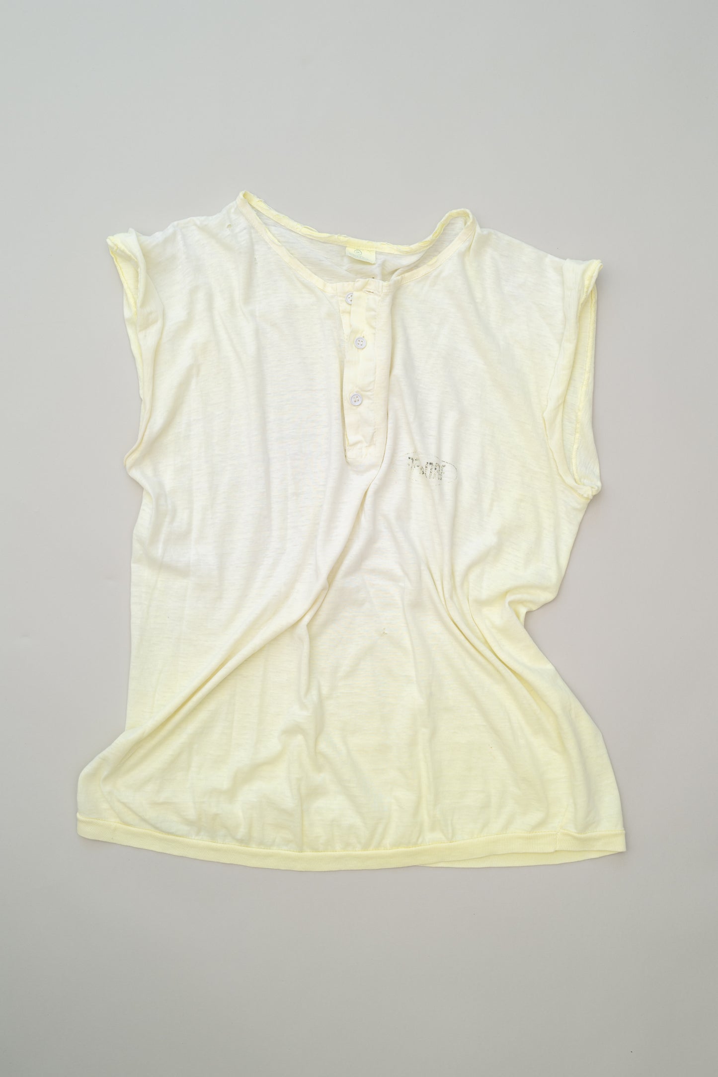 VINTAGE TEE