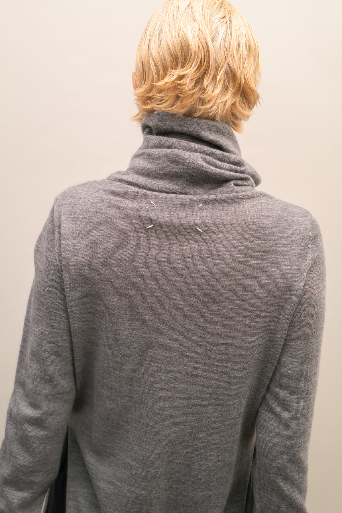 MARGIELA TURTLENECK SWEATER