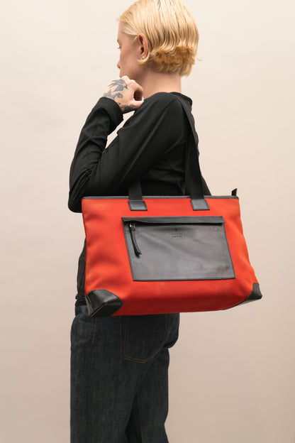 GUCCI NYLON/LEATHER TOTE